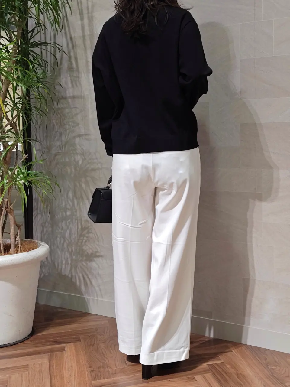 ONWARD CROSSET SELECT 浅岡 コーディネート画像