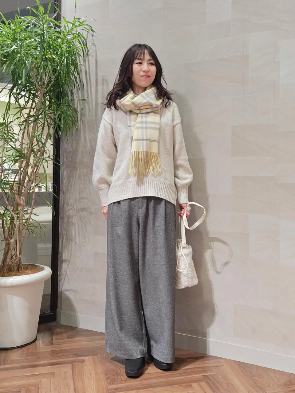  浅岡 コーディネート画像