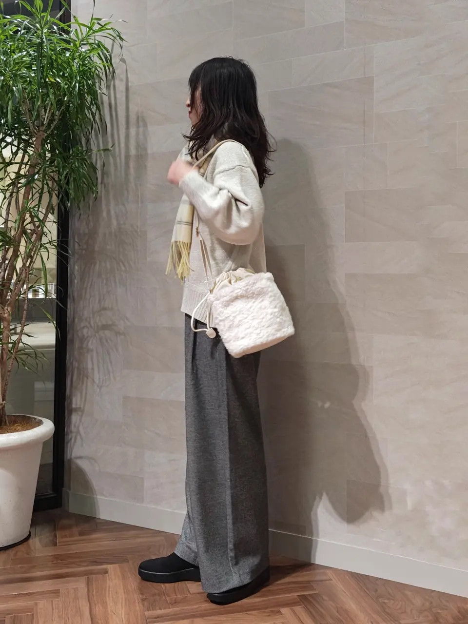 ONWARD CROSSET SELECT 浅岡 コーディネート画像