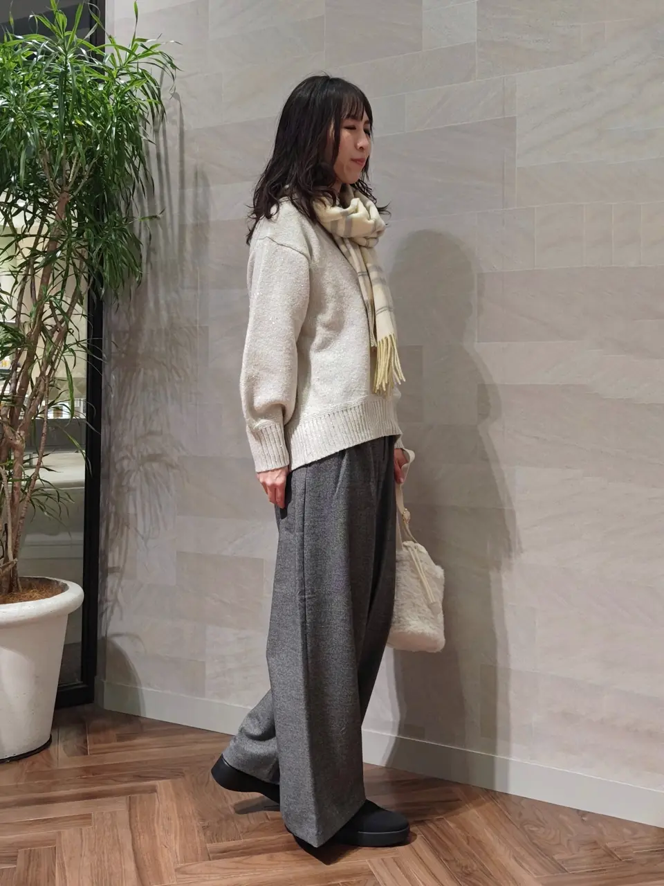 ONWARD CROSSET SELECT 浅岡 コーディネート画像