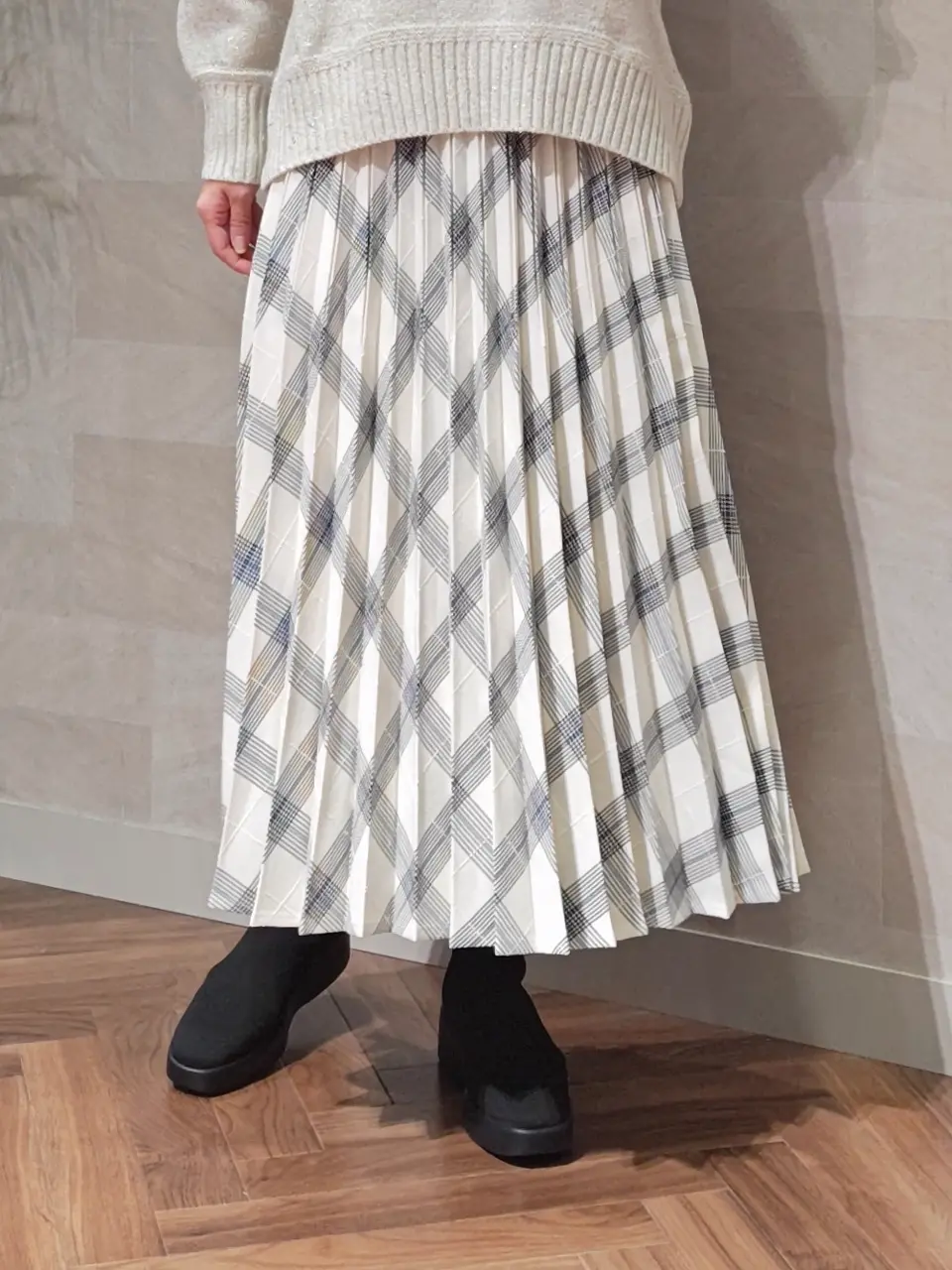 ONWARD CROSSET SELECT 浅岡 コーディネート画像