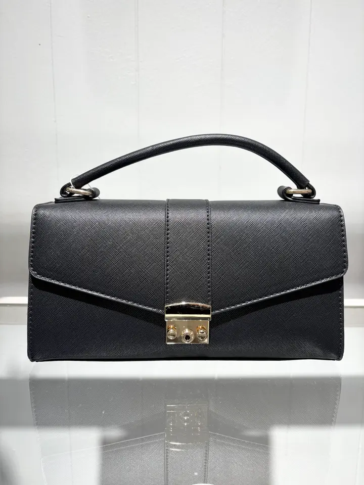 ONWARD CROSSET SELECT 千葉 コーディネート画像