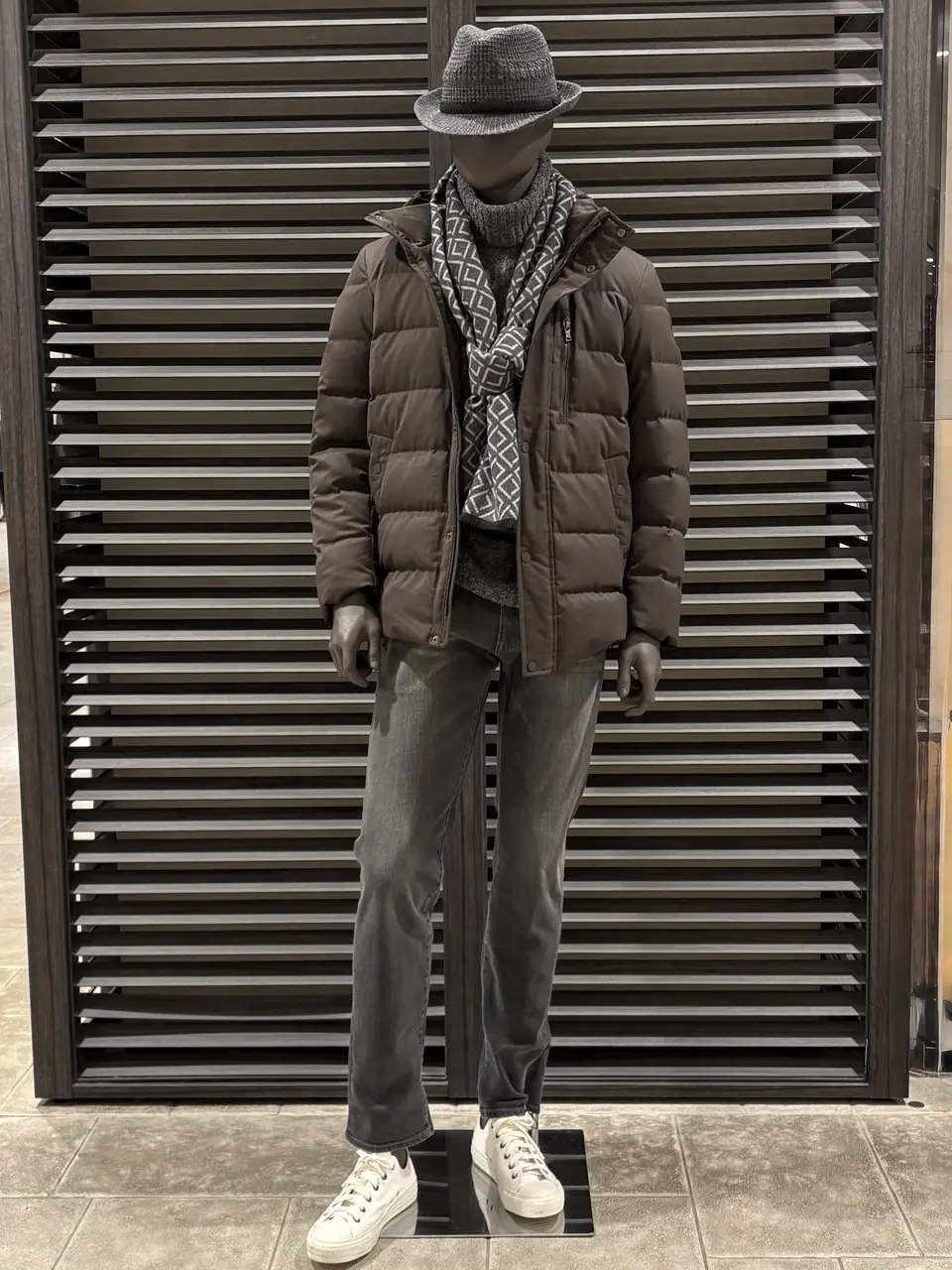 ONWARD CROSSET SELECT 柳原 コーディネート画像