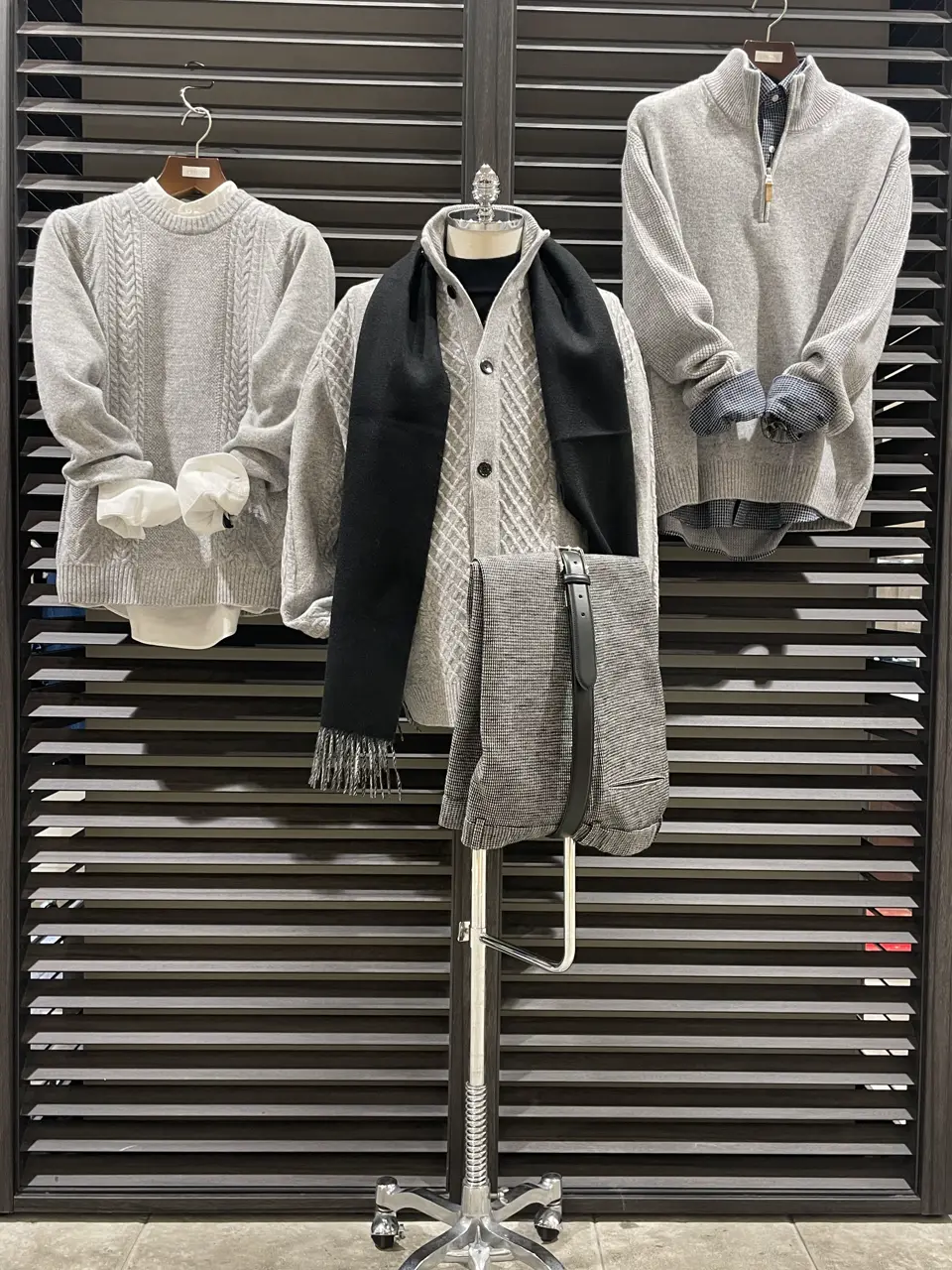 ONWARD CROSSET SELECT 鎌田悠希 コーディネート画像