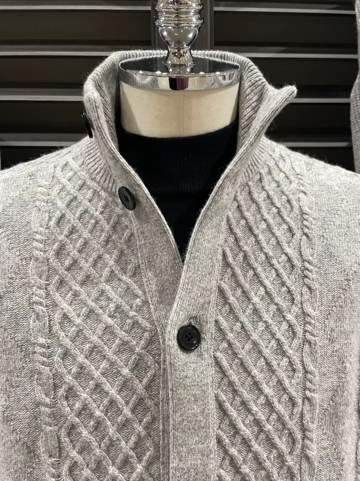 ONWARD CROSSET SELECT 鎌田悠希 コーディネート画像