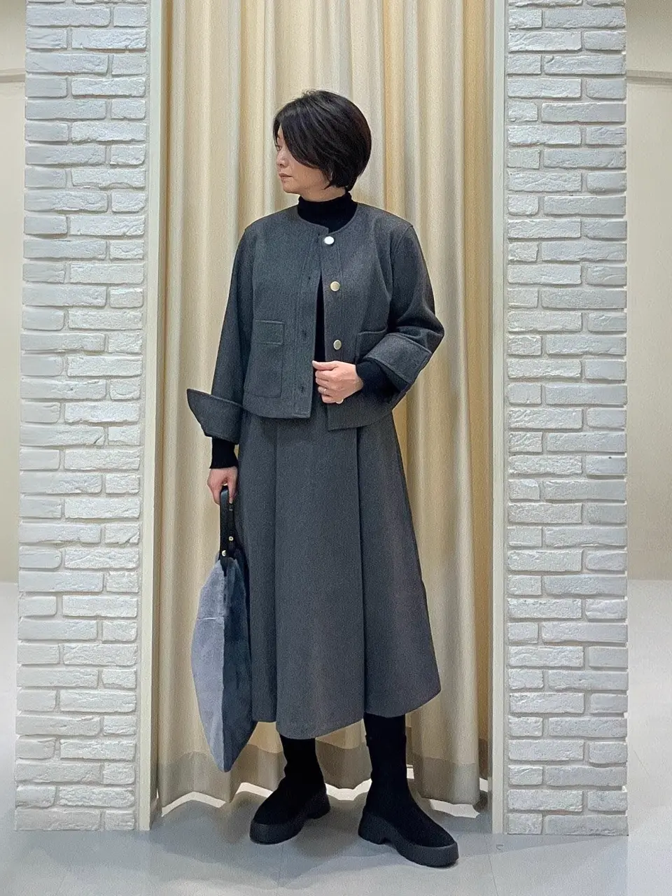  Tomi コーディネート画像