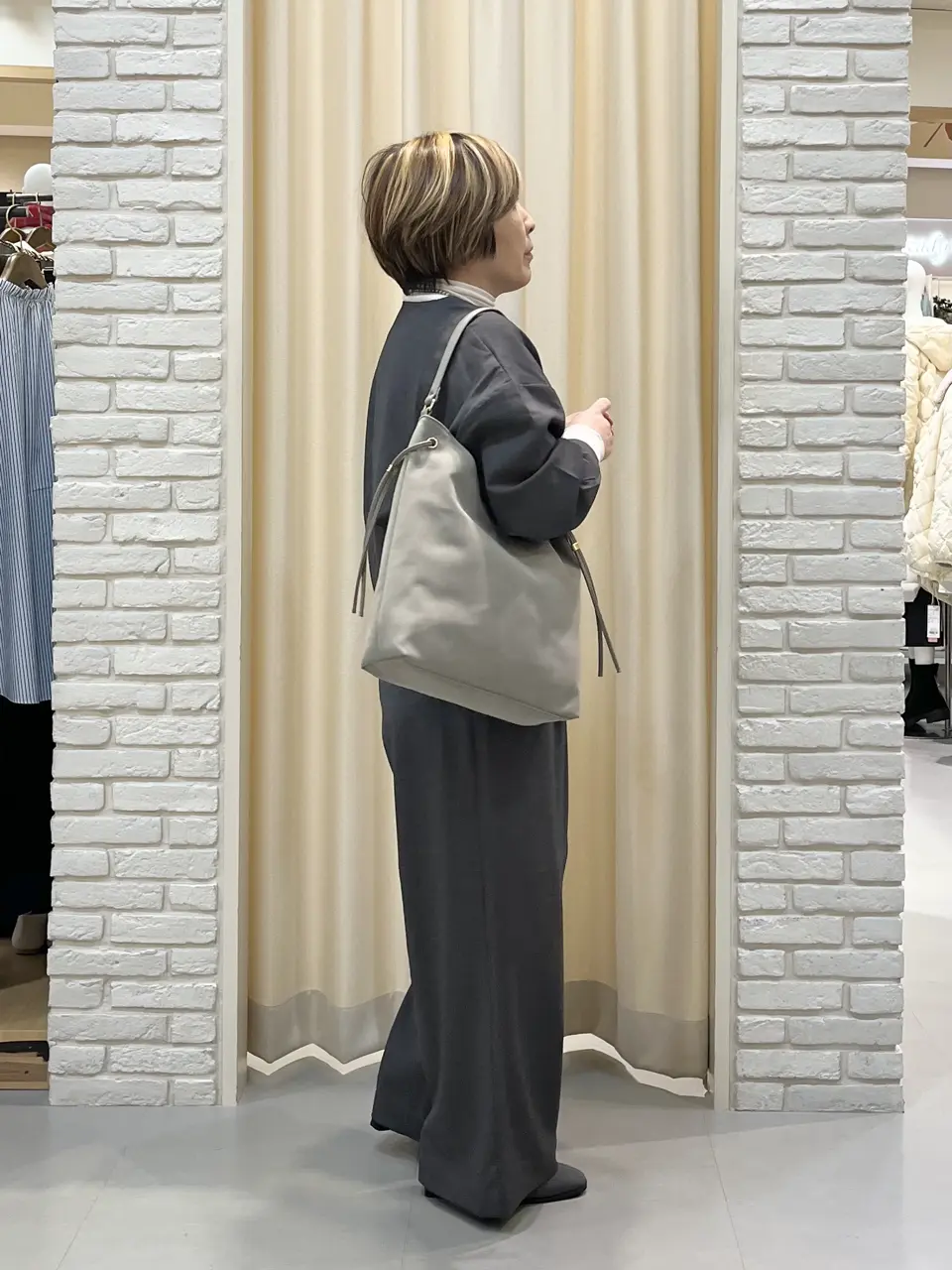 ONWARD CROSSET SELECT 吉田 コーディネート画像