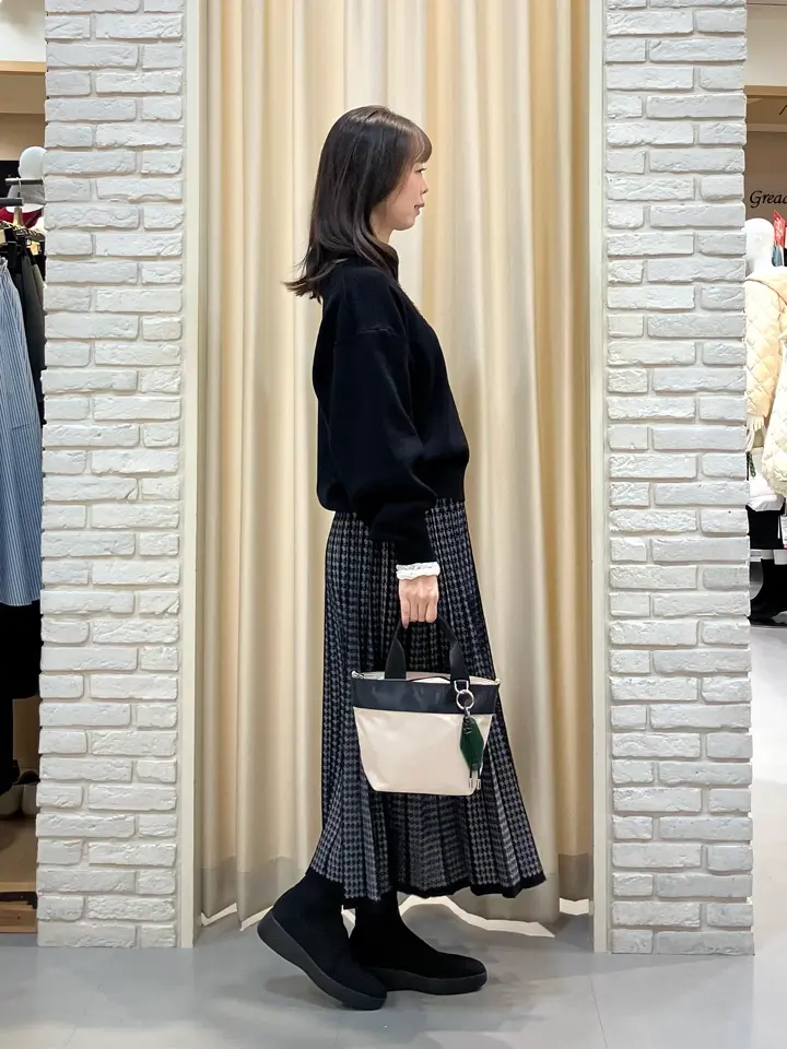 ONWARD CROSSET SELECT 檀 コーディネート画像