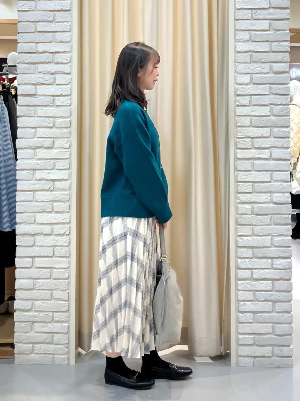 ONWARD CROSSET SELECT 檀 コーディネート画像