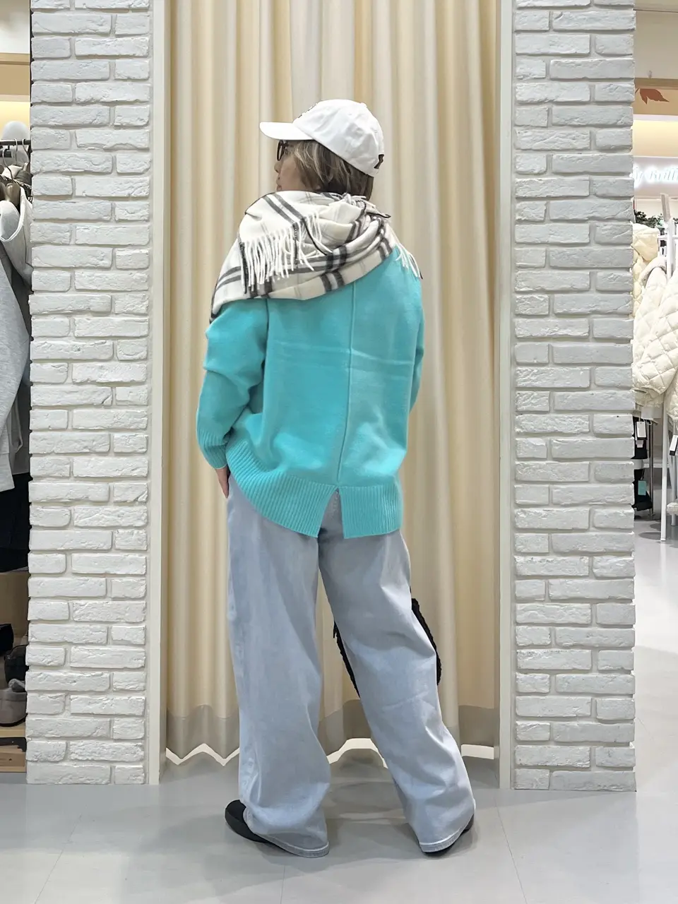 ONWARD CROSSET SELECT 吉田 コーディネート画像