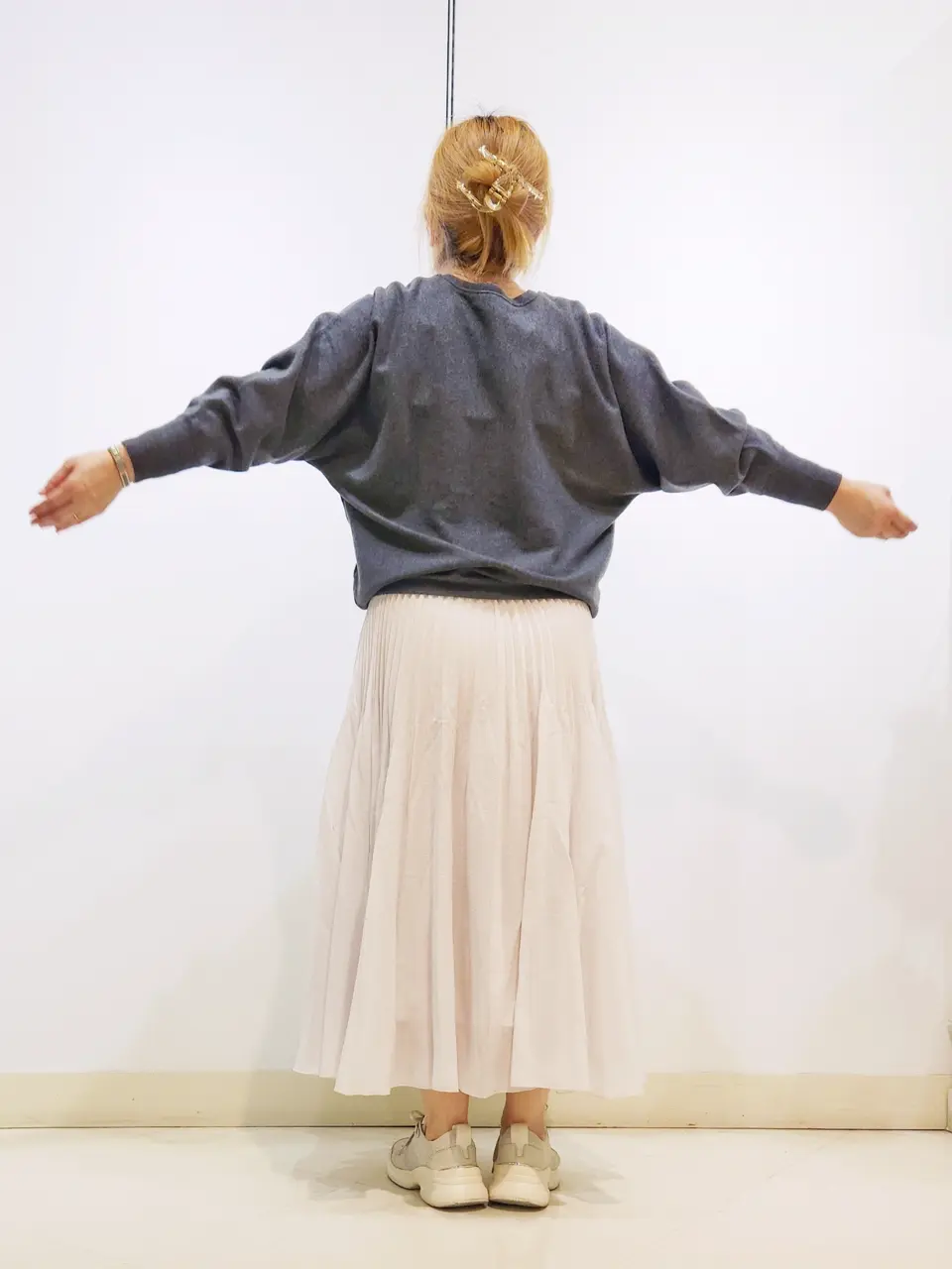 ONWARD CROSSET SELECT 中野 コーディネート画像