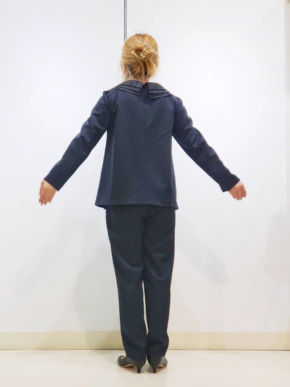 ONWARD CROSSET SELECT 中野 コーディネート画像