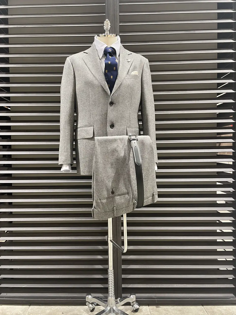 ONWARD CROSSET SELECT 鎌田悠希 コーディネート画像