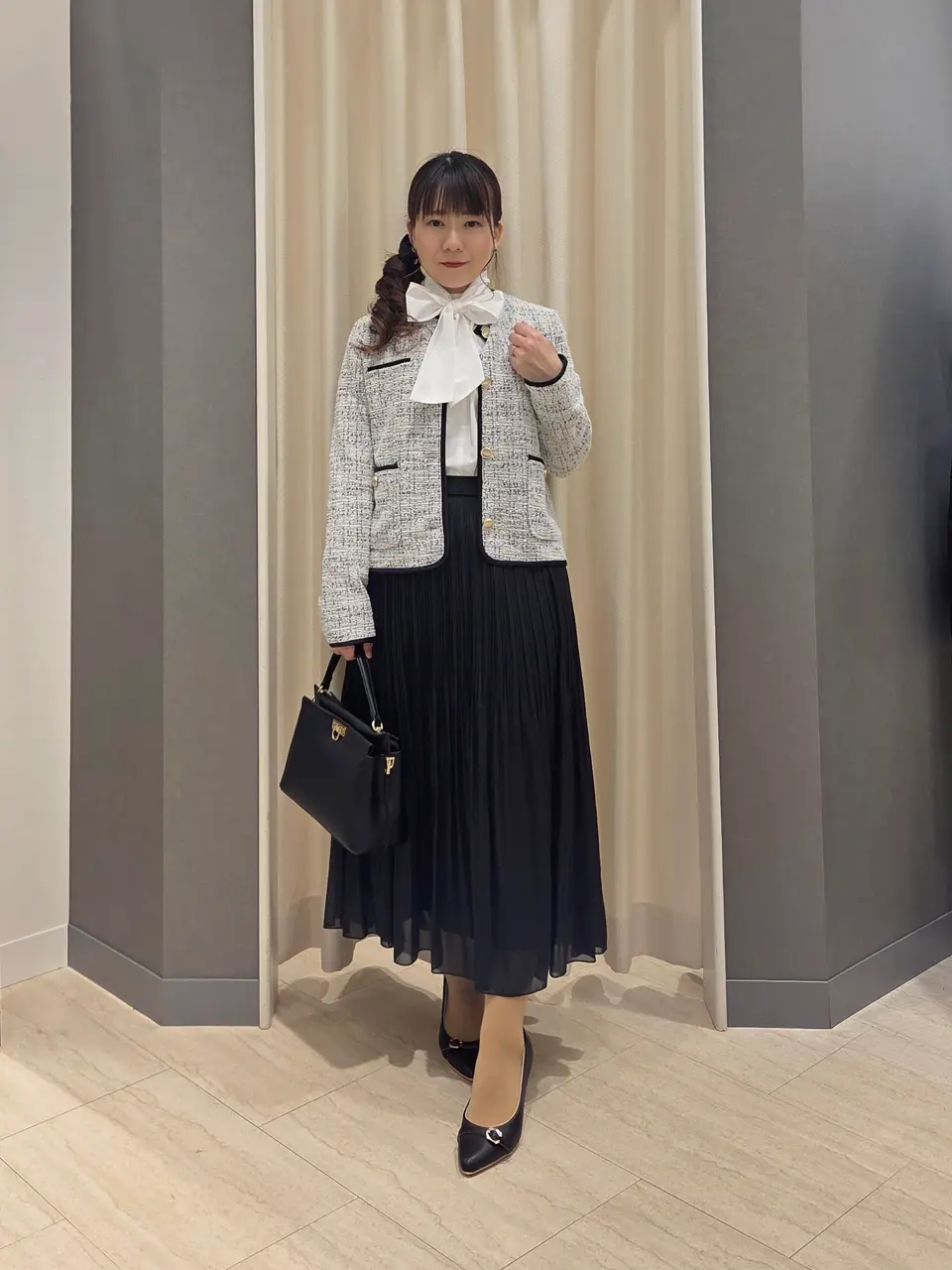  丸川 コーディネート画像