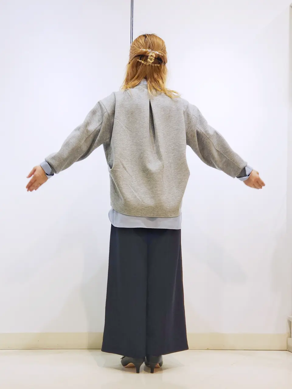 ONWARD CROSSET SELECT 中野 コーディネート画像