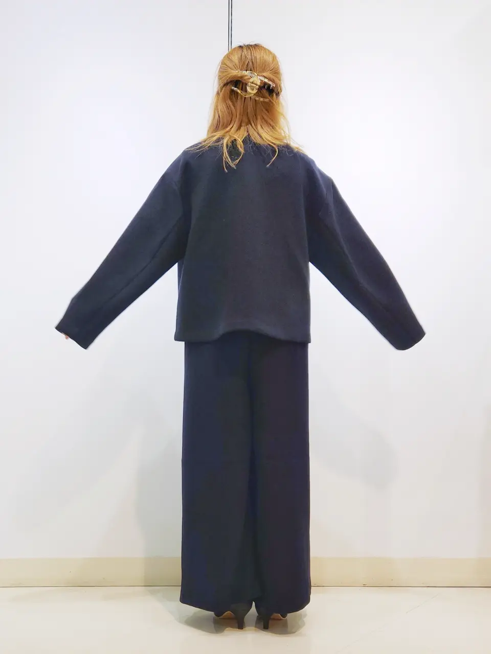 ONWARD CROSSET SELECT 中野 コーディネート画像