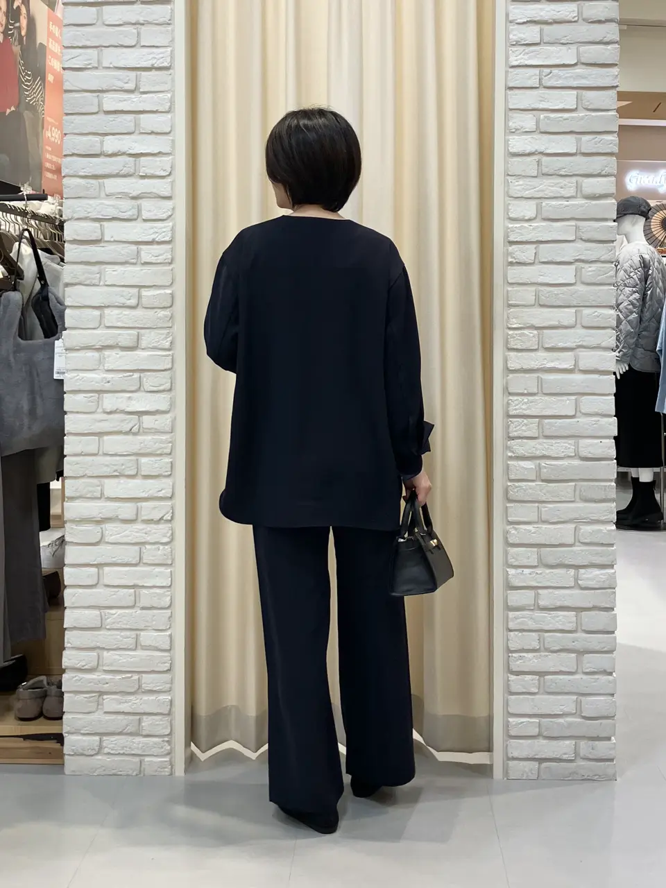 ONWARD CROSSET SELECT Tomi コーディネート画像