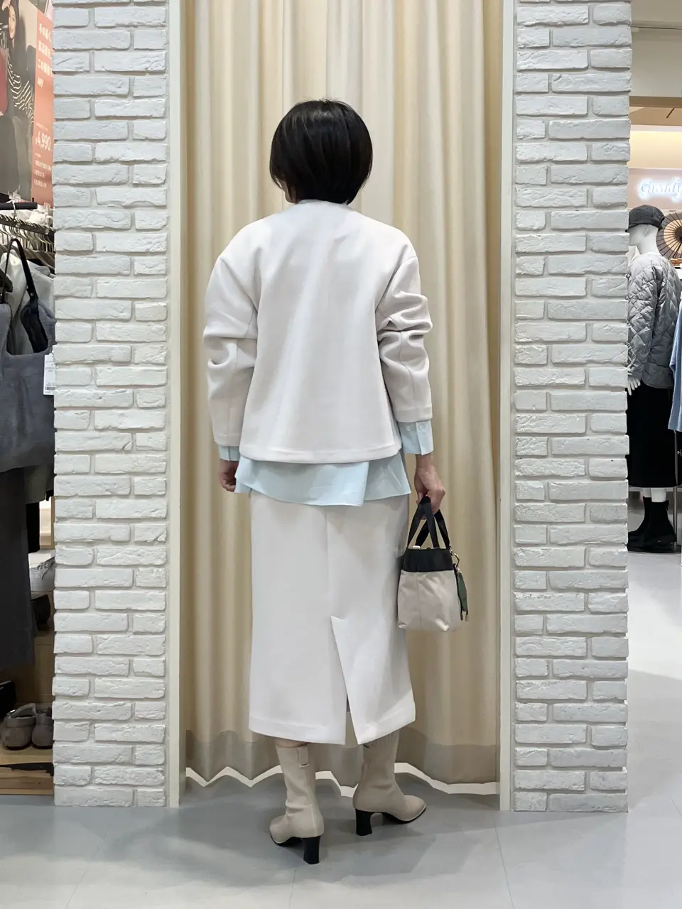 ONWARD CROSSET SELECT Tomi コーディネート画像