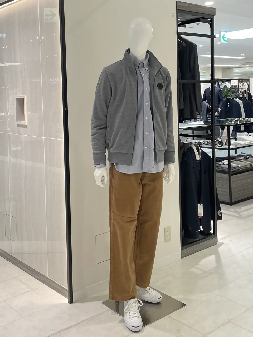  Sasaki コーディネート画像