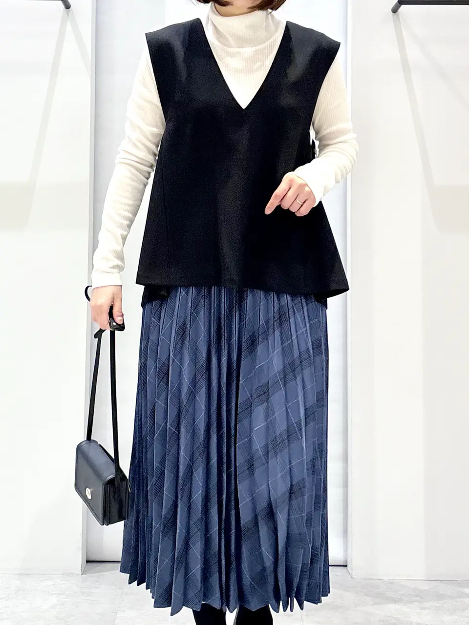 ONWARD CROSSET SELECT 横田 コーディネート画像