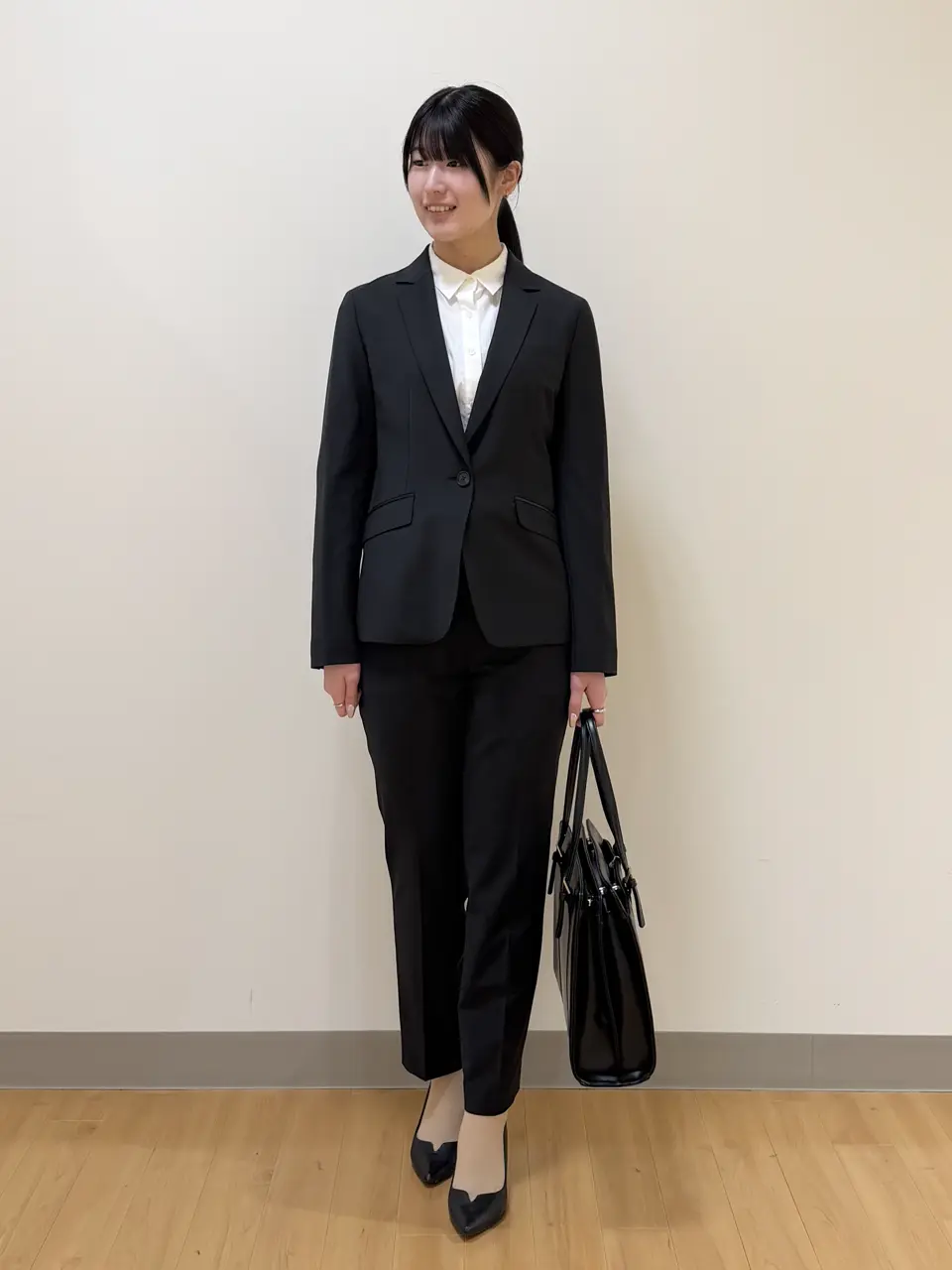  Aina コーディネート画像