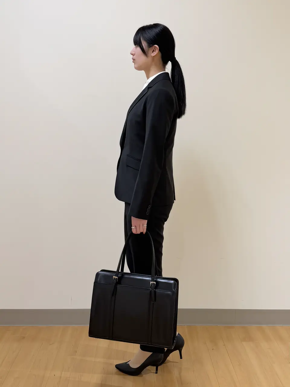 ONWARD CROSSET SELECT Aina コーディネート画像