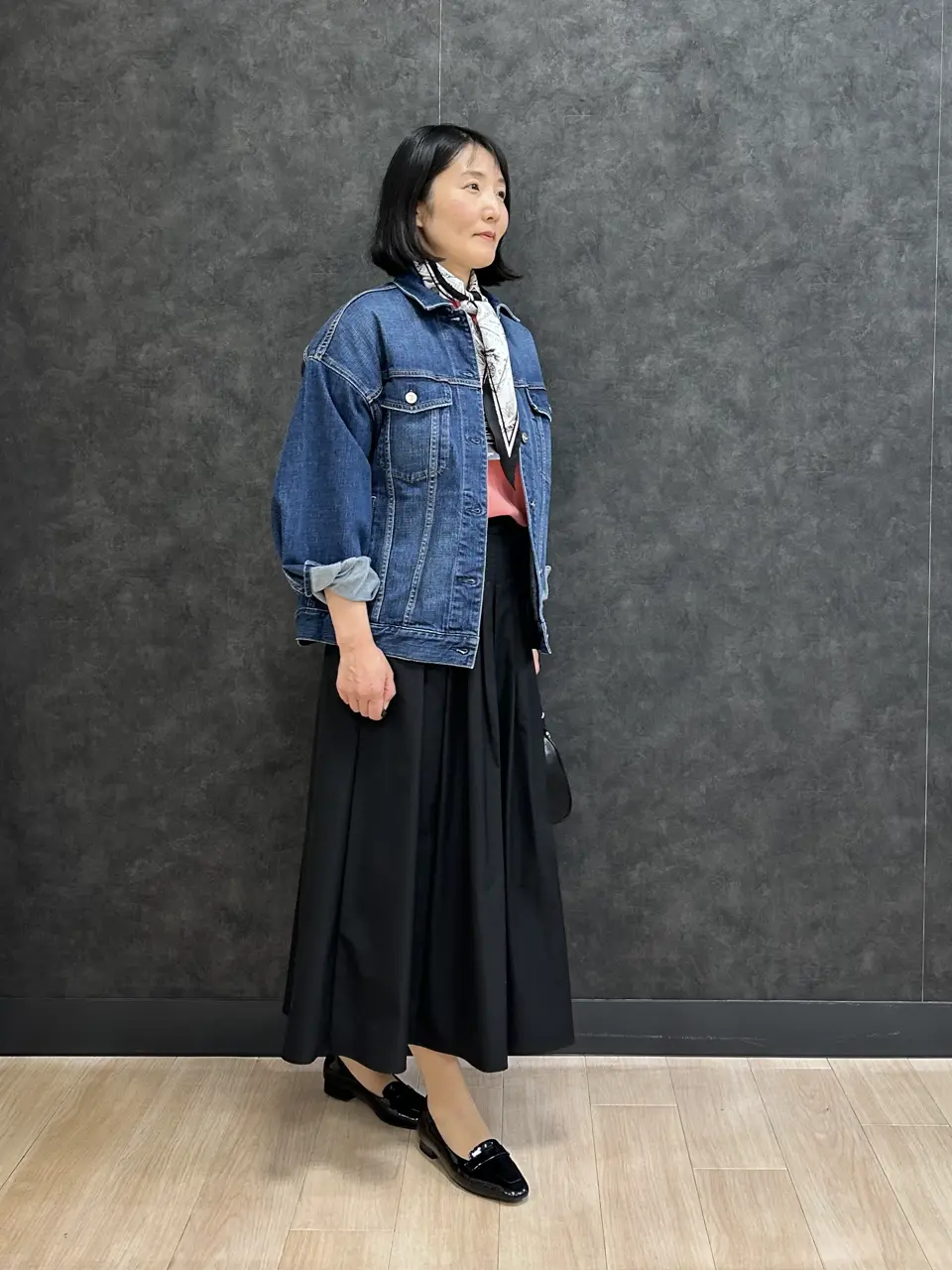 ONWARD CROSSET SELECT 鈴木 コーディネート画像