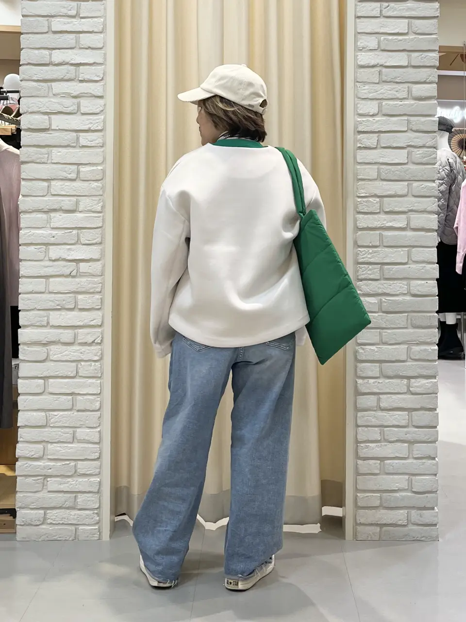 ONWARD CROSSET SELECT 吉田 コーディネート画像