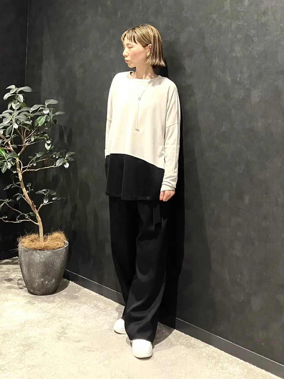 ONWARD CROSSET SELECT 阿部 コーディネート画像