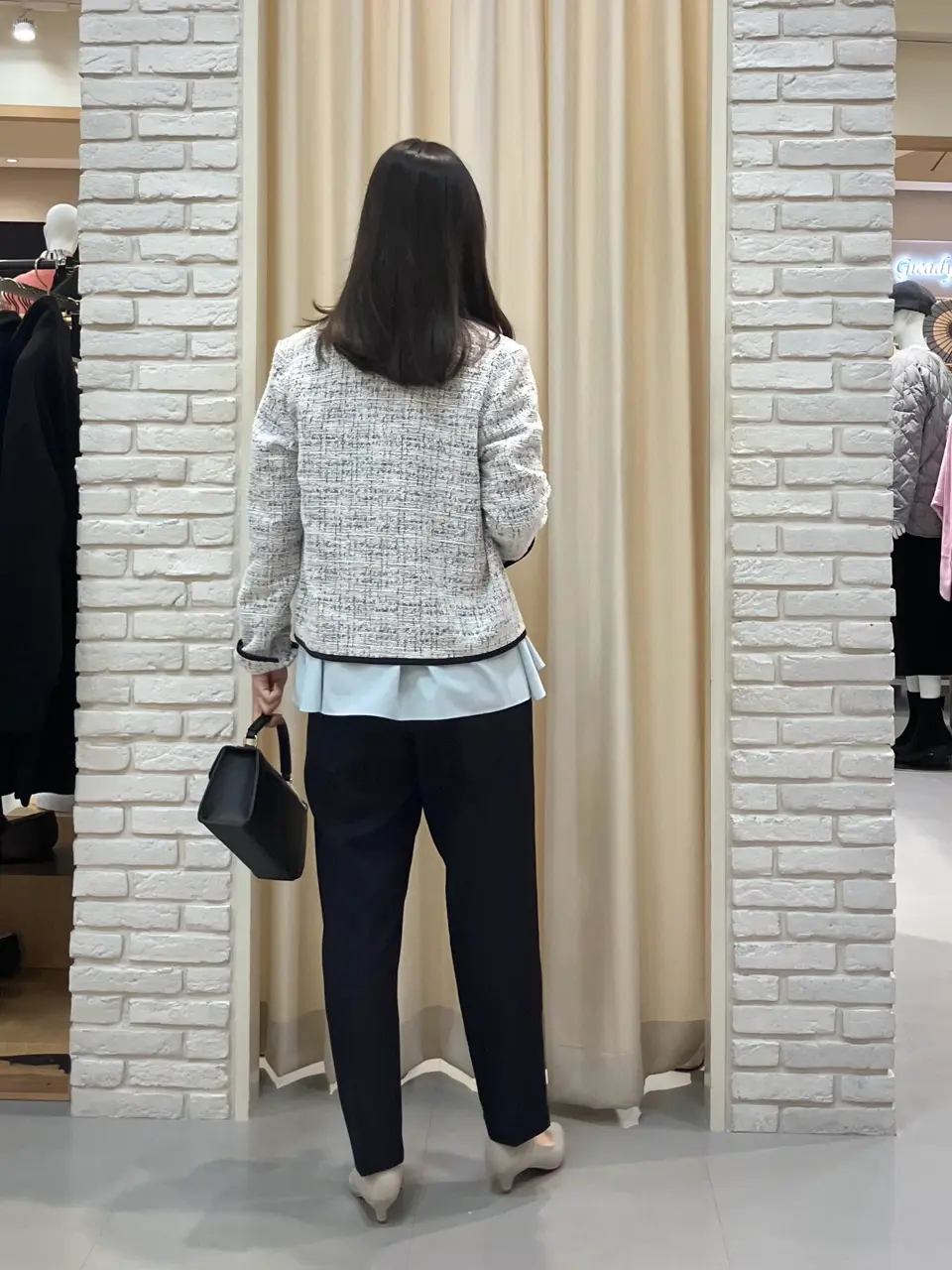 ONWARD CROSSET SELECT 檀 コーディネート画像