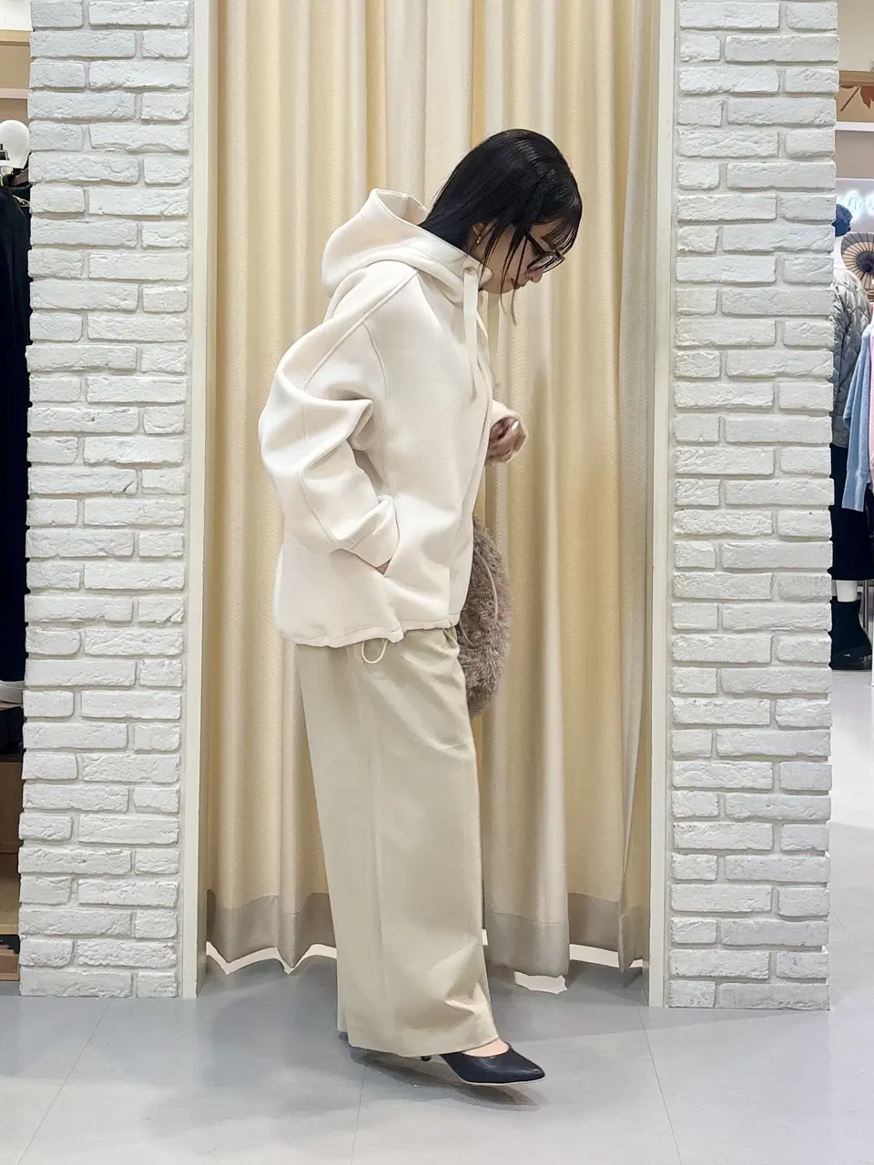 ONWARD CROSSET SELECT 服部 コーディネート画像
