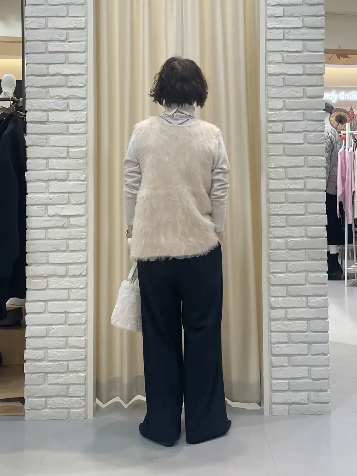 ONWARD CROSSET SELECT TSUKI コーディネート画像