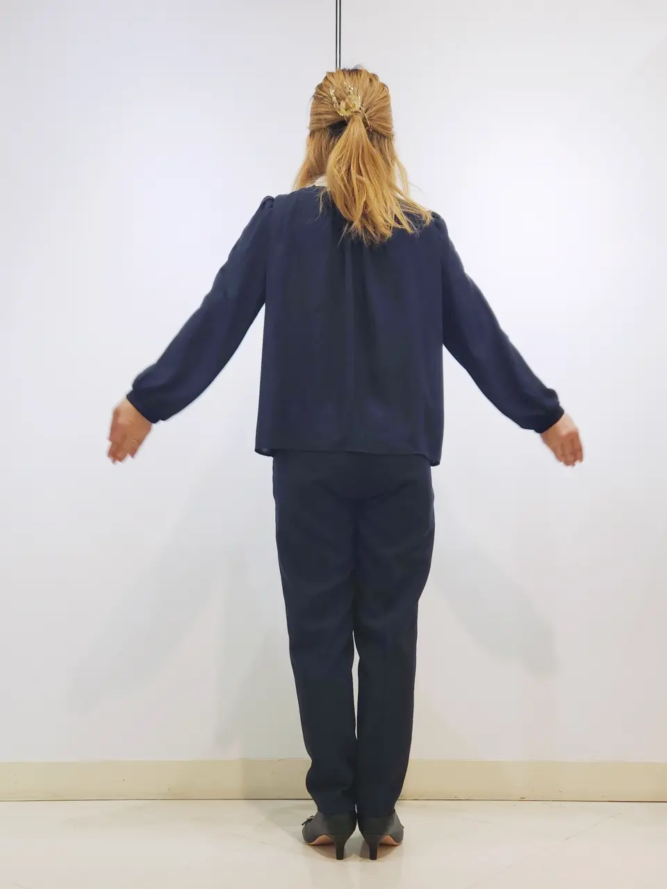 ONWARD CROSSET SELECT 中野 コーディネート画像