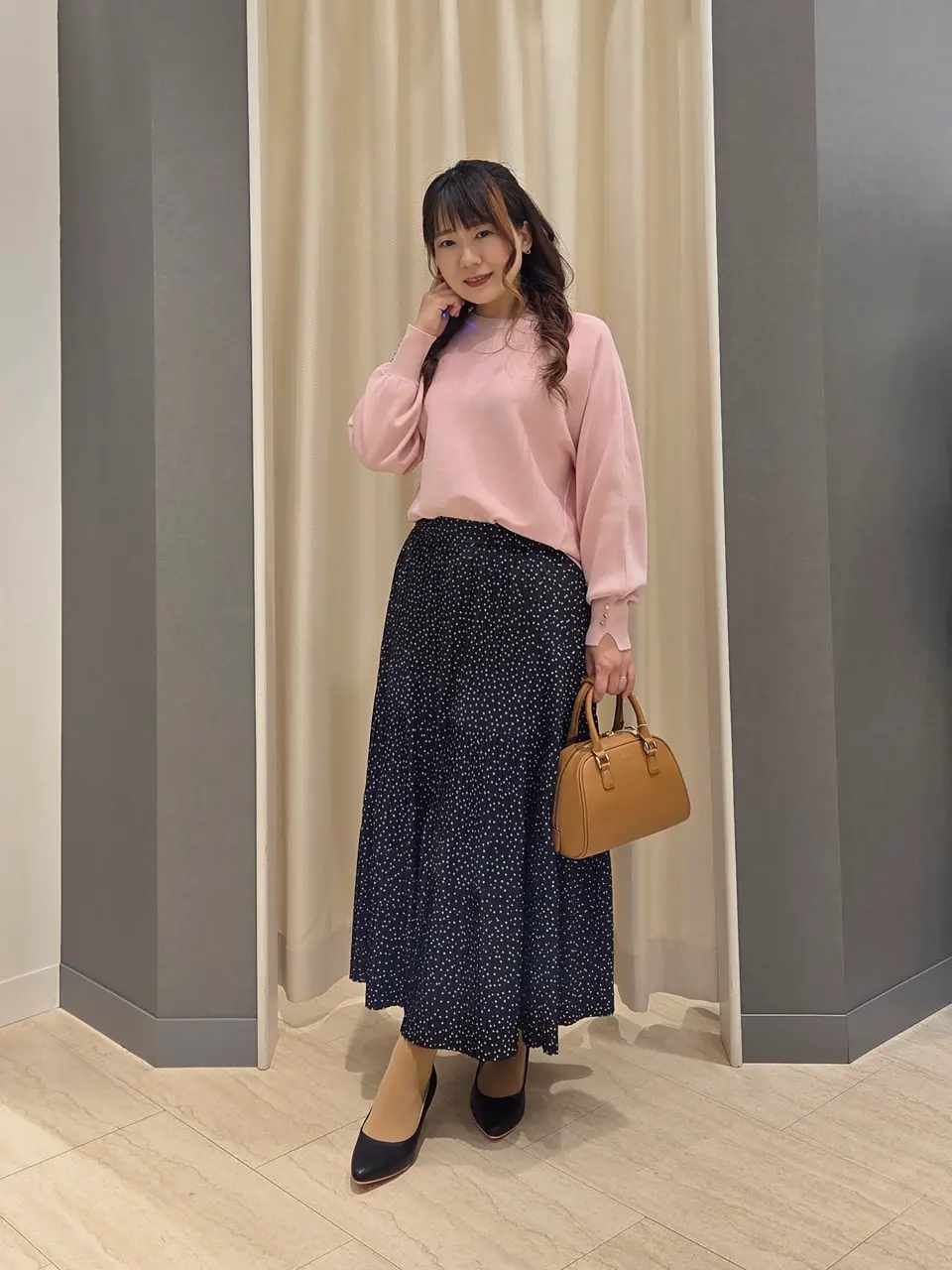  丸川 コーディネート画像