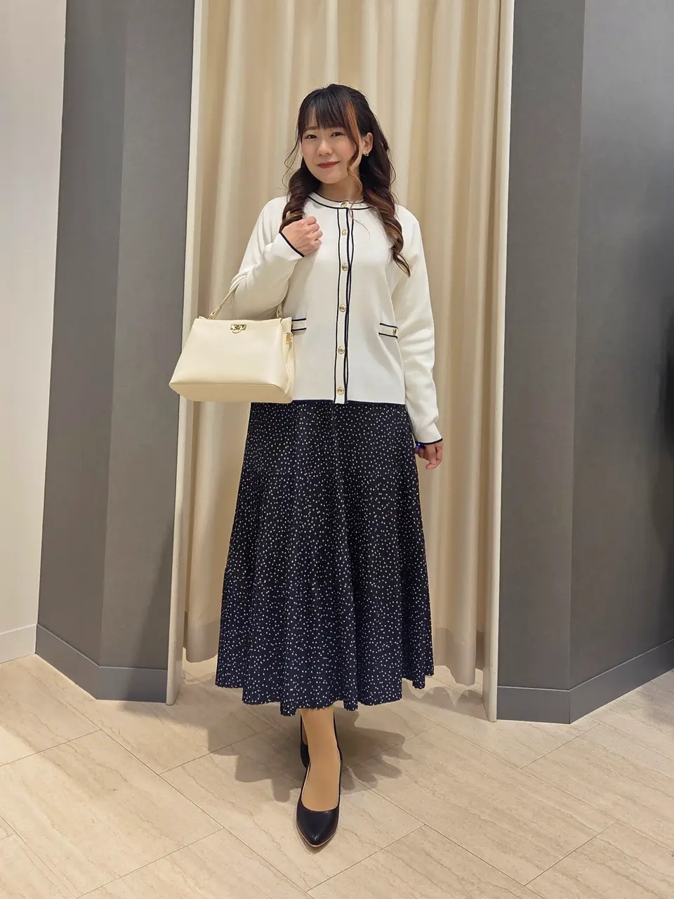  丸川 コーディネート画像