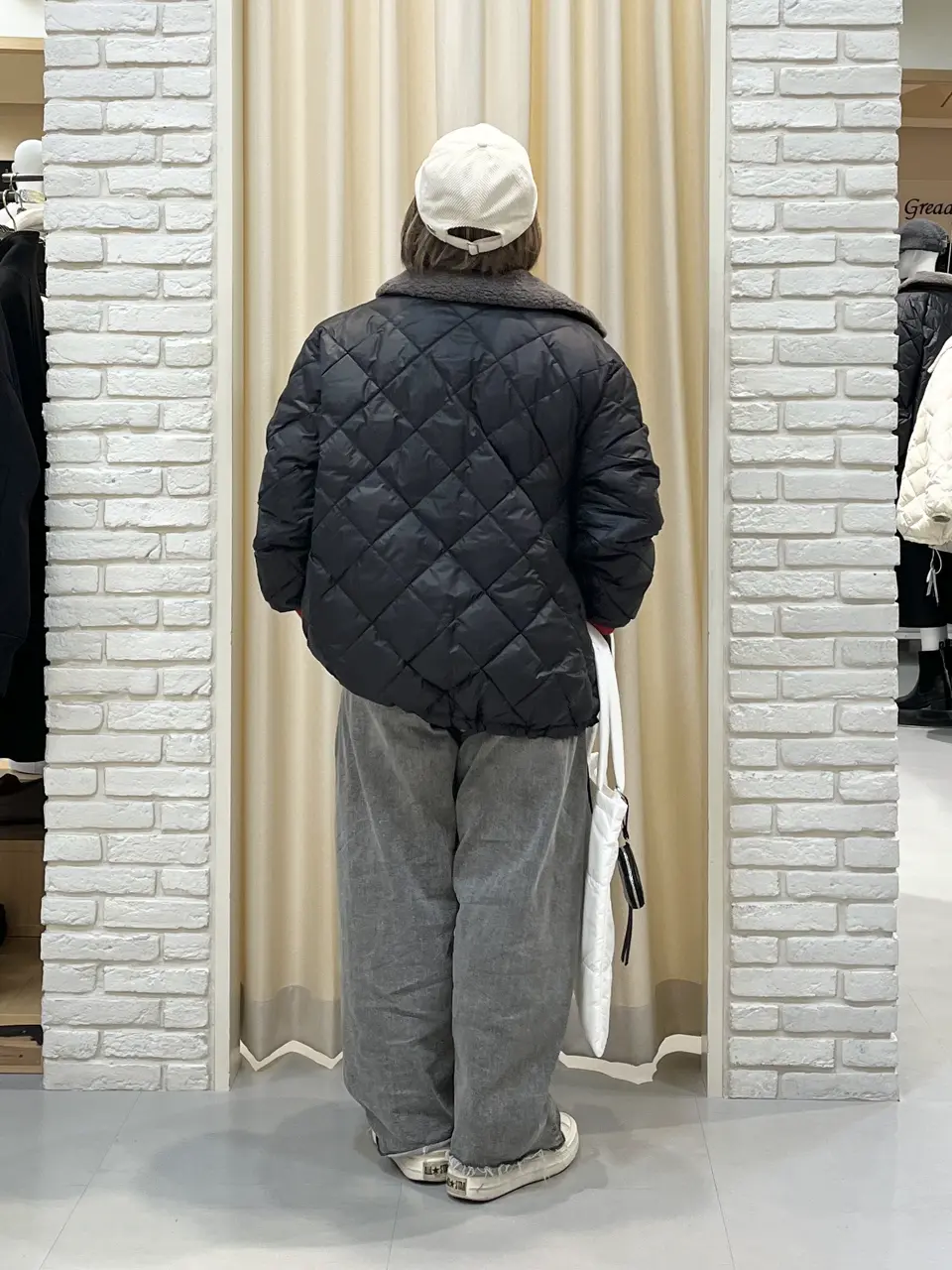 ONWARD CROSSET SELECT 吉田 コーディネート画像