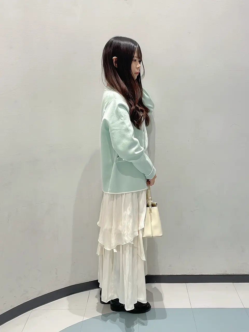 ONWARD CROSSET SELECT 安田 コーディネート画像