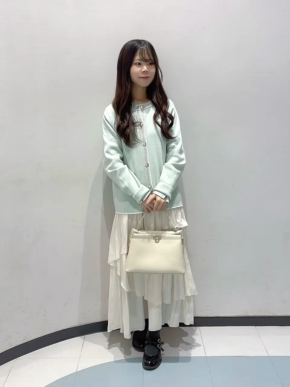 ONWARD CROSSET SELECT 安田 コーディネート画像