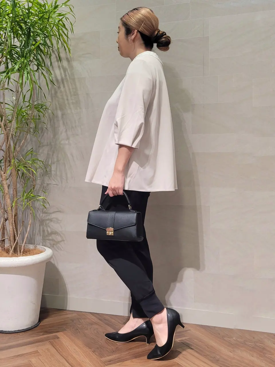 ONWARD CROSSET SELECT 西村 コーディネート画像