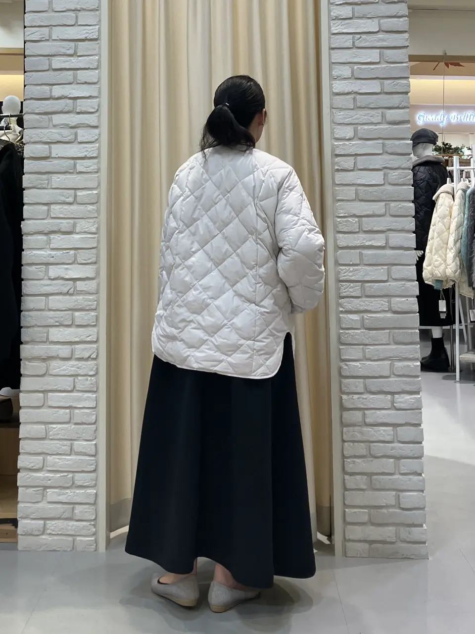 ONWARD CROSSET SELECT 中野 コーディネート画像