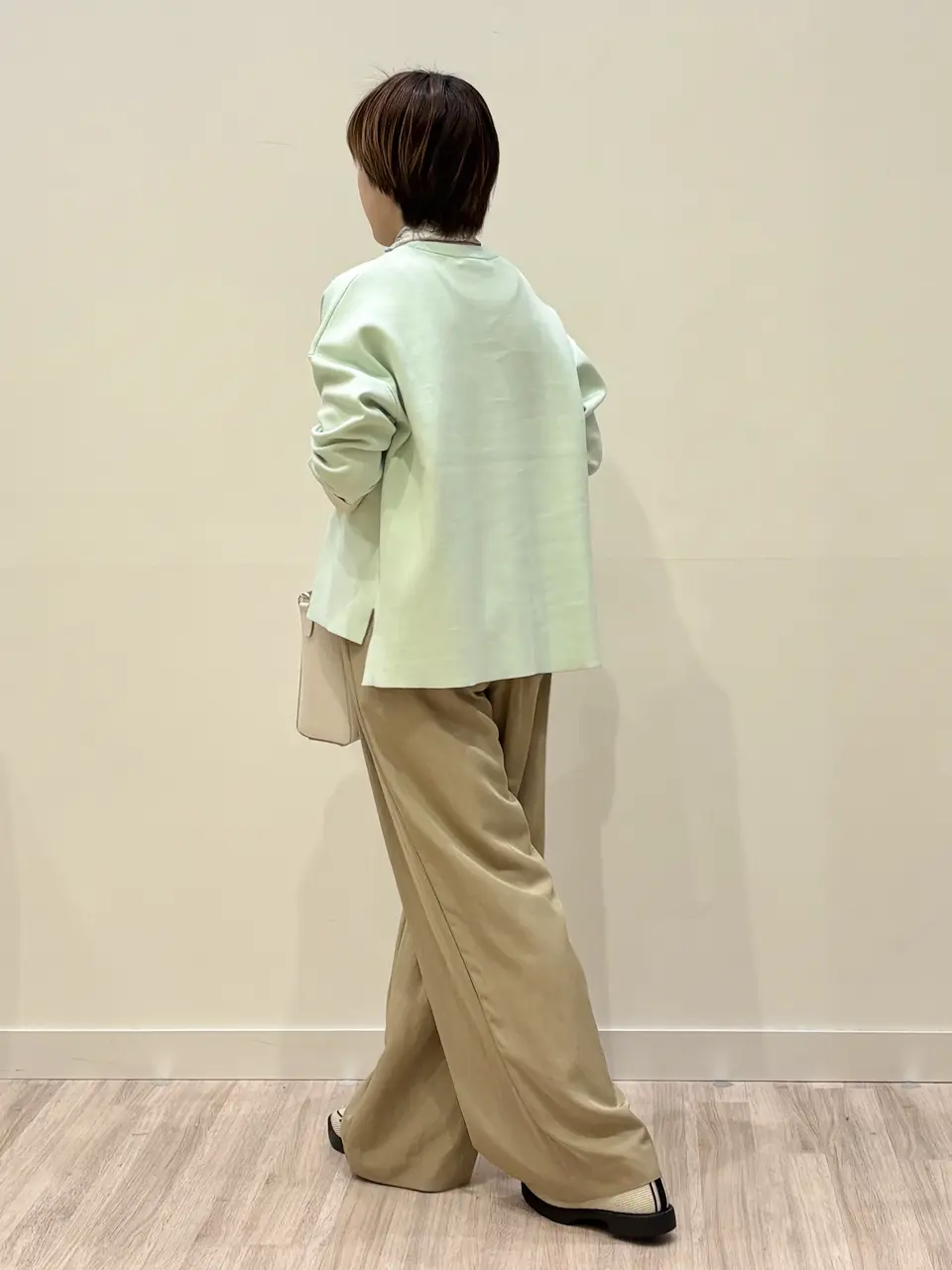 ONWARD CROSSET SELECT 河本 コーディネート画像