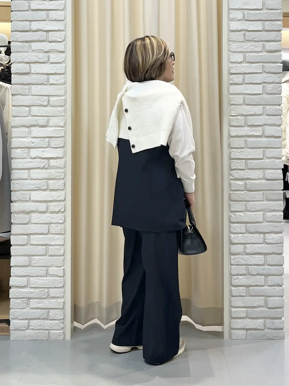 ONWARD CROSSET SELECT 吉田 コーディネート画像