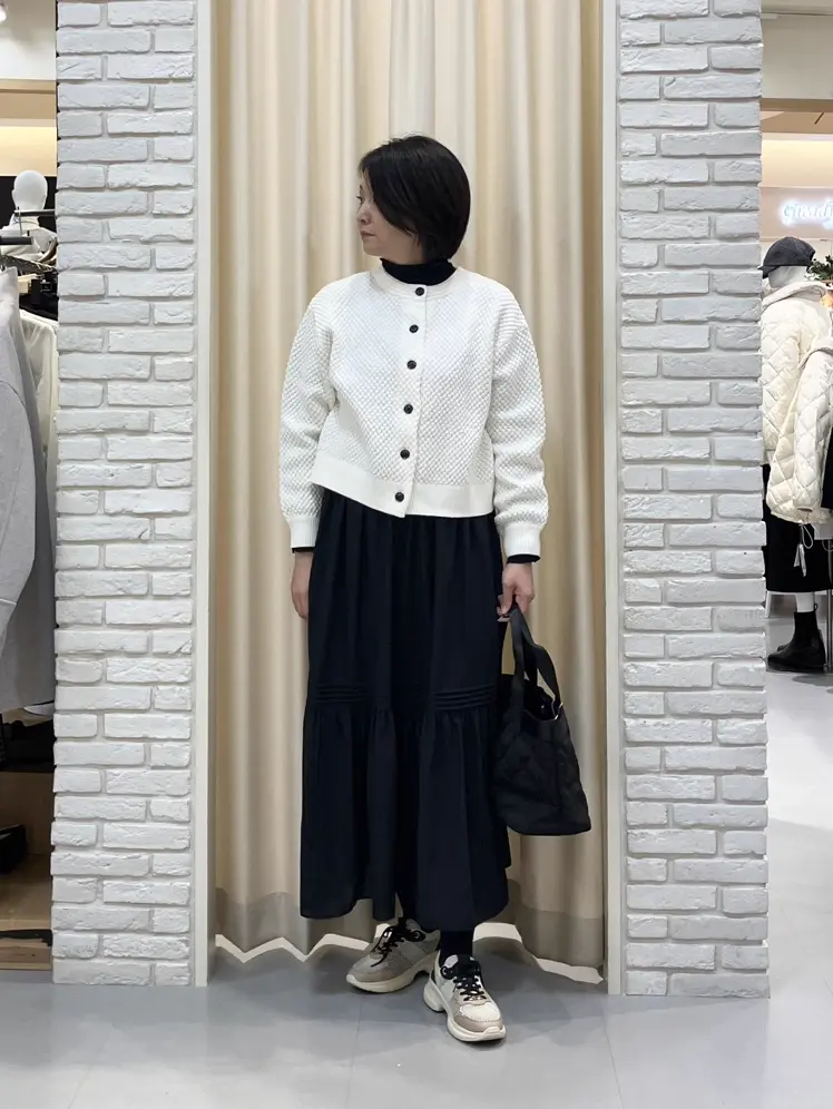 ONWARD CROSSET SELECT Tomi コーディネート画像