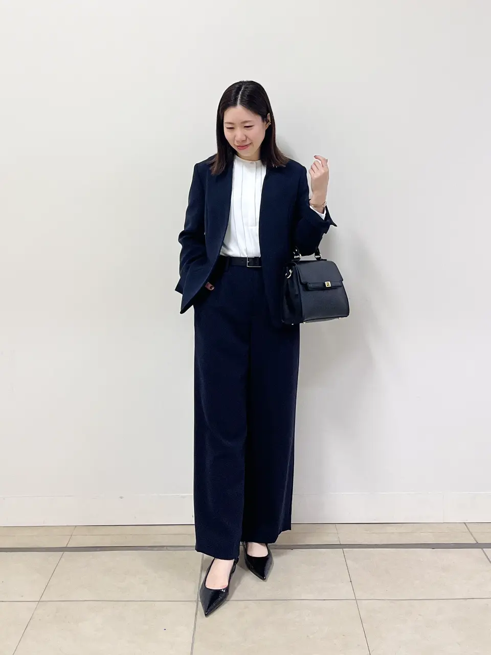  金子 コーディネート画像