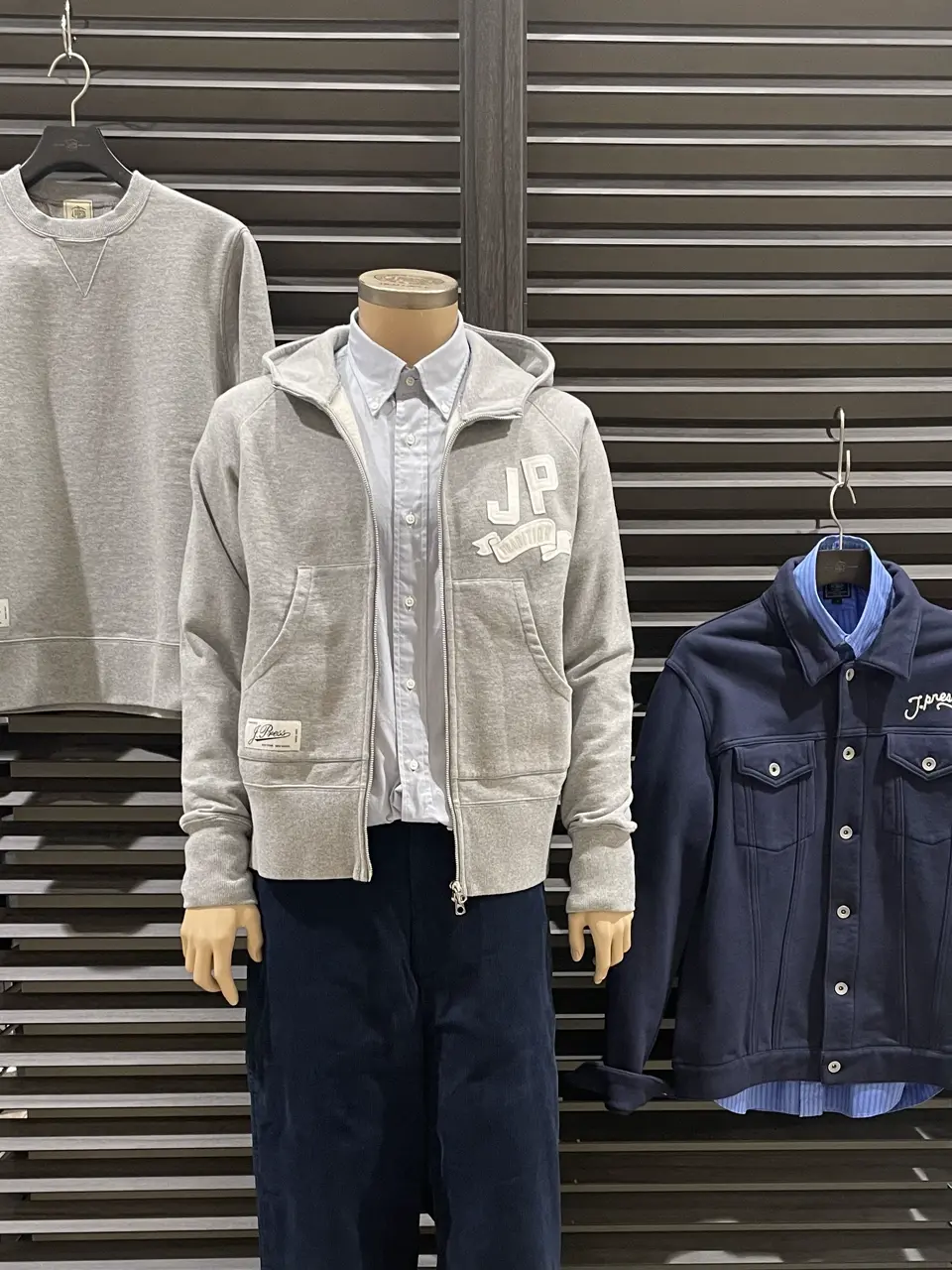 ONWARD CROSSET SELECT 鎌田悠希 コーディネート画像