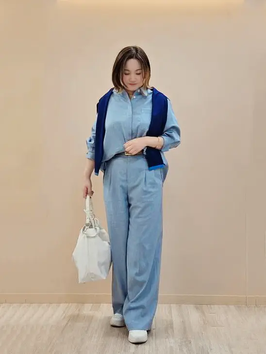  eri コーディネート画像