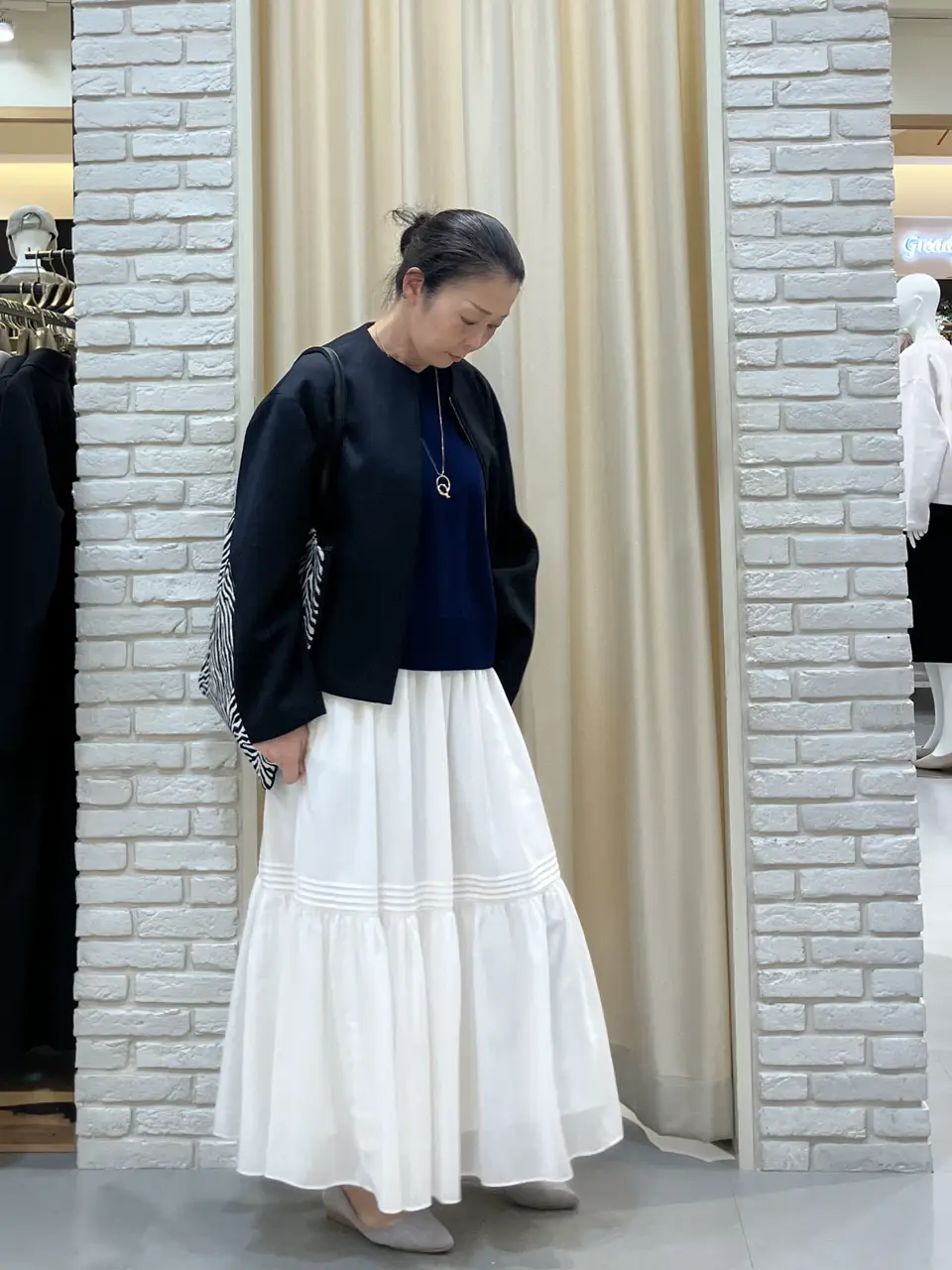 ONWARD CROSSET SELECT 中野 コーディネート画像