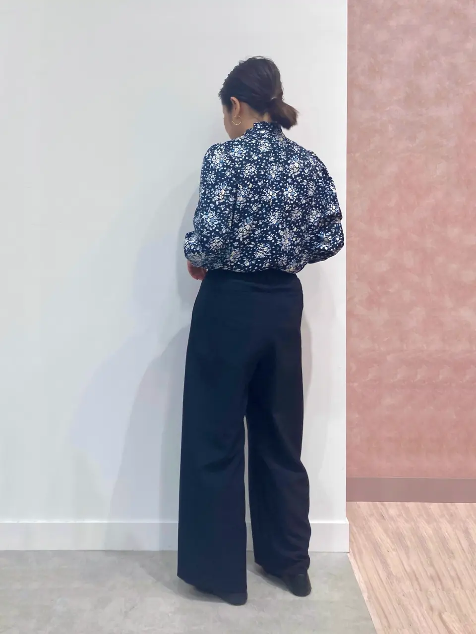 ONWARD CROSSET SELECT 野村 コーディネート画像