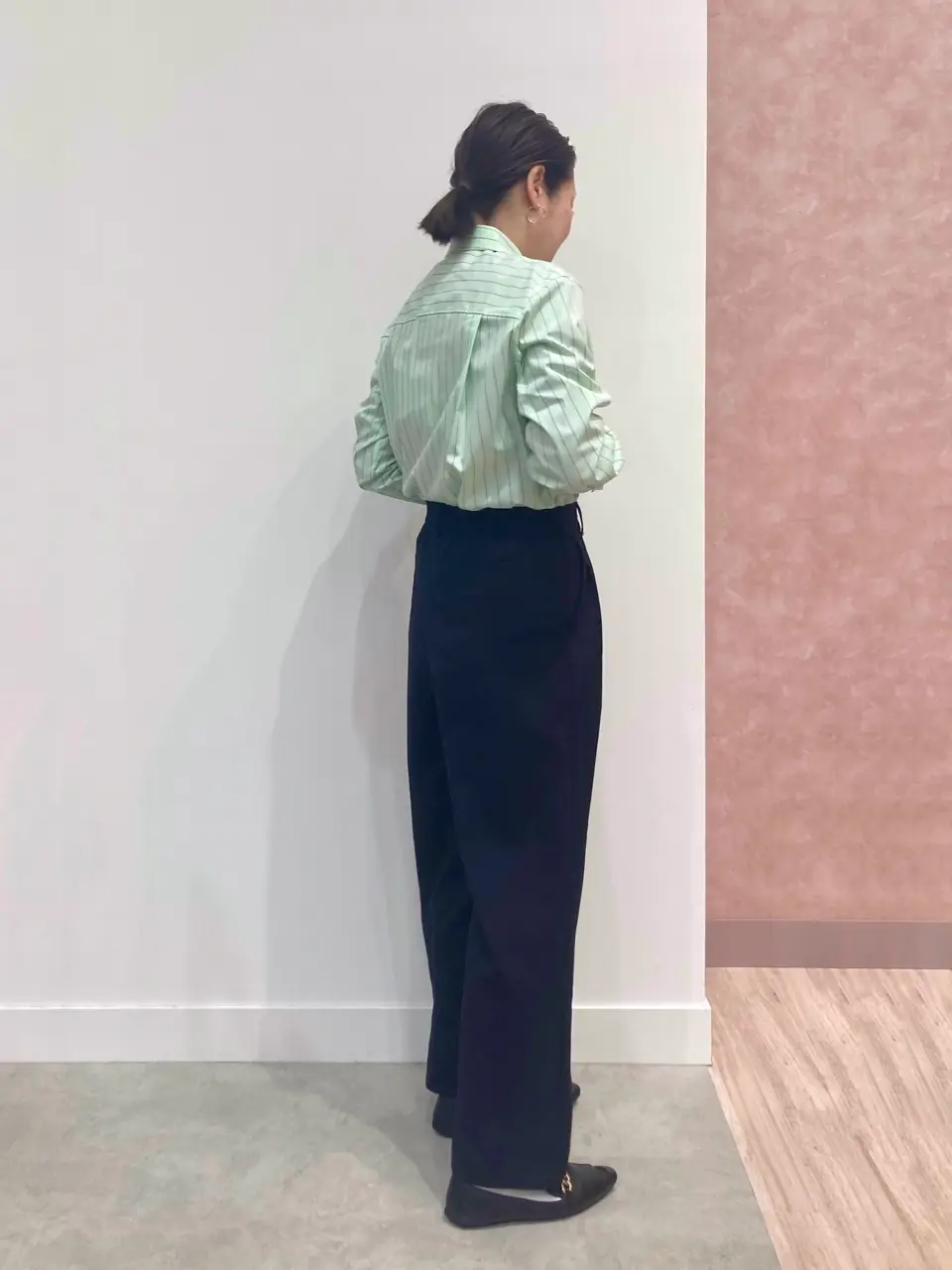 ONWARD CROSSET SELECT 野村 コーディネート画像