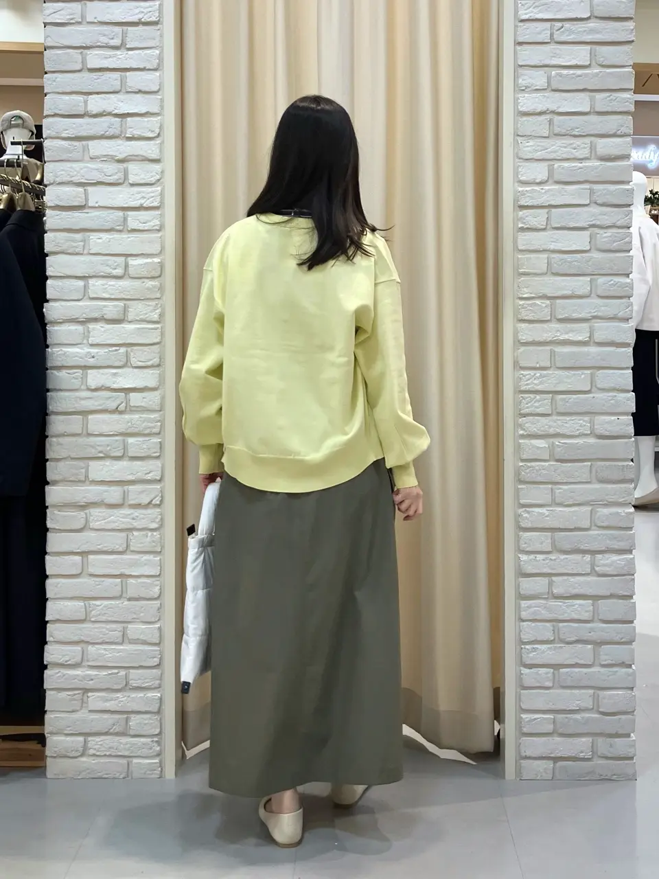 ONWARD CROSSET SELECT 檀 コーディネート画像